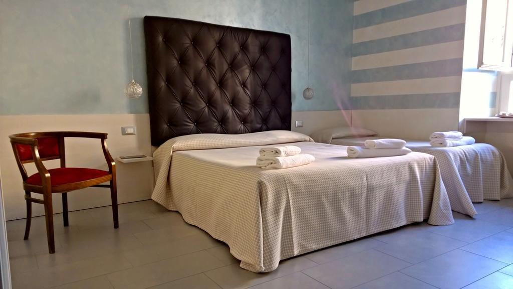 Airport Station Bergamo Hotel Bilik gambar